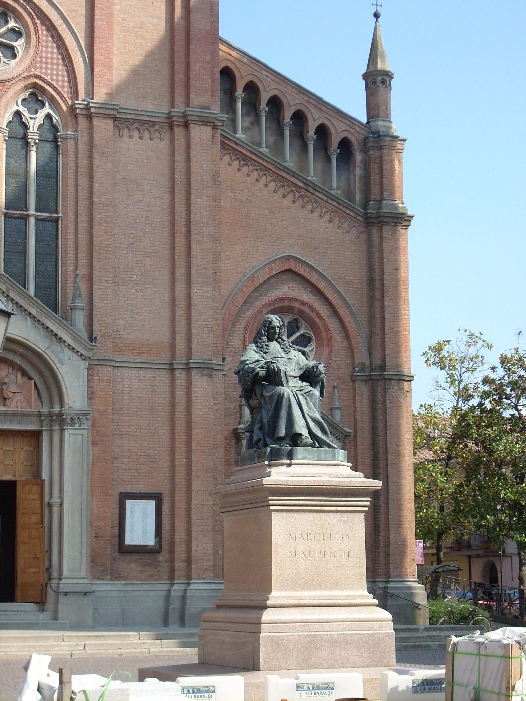 Marcello Malpighi's monument, Crevalcore, Italy - 01.JPG